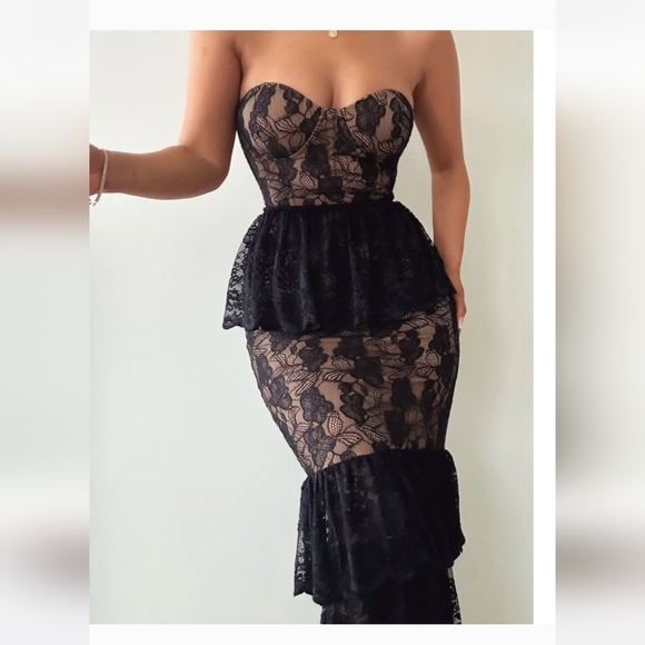 JLUXLABEL Black Strapless Lace Peplum Dress - Picture 1 of 11